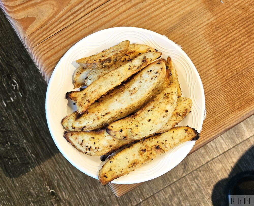 台東美食 POOZ新蘭灣柴燒窯烤披薩 台東都蘭美食推薦 好好吃的手工披薩
