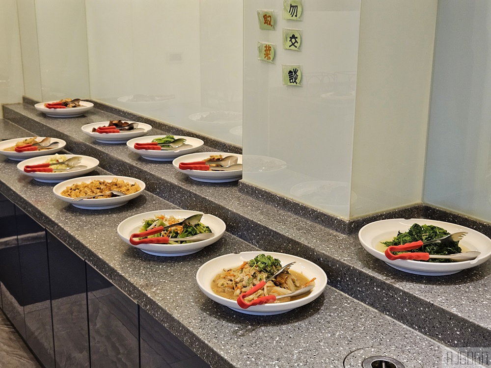 2026花蓮美食 蝸牛蔬食 花蓮素食吃到飽 花蓮美食餐廳推薦