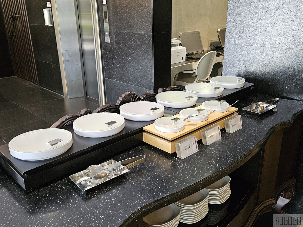 2026高雄住宿 高雄御宿商旅博愛館 早餐、下午茶、停車場 高雄飯店推薦