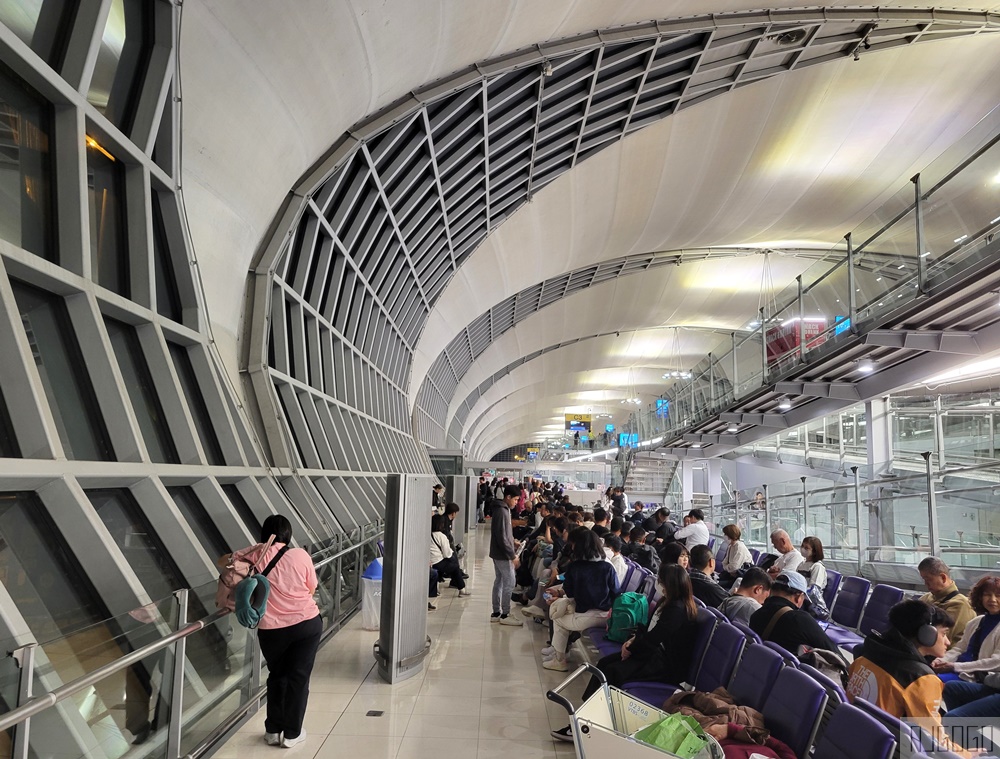 日本航空 曼谷-大阪關西 日航787-8經濟艙飛機餐 開箱JL728