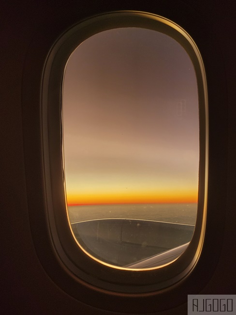 日本航空 曼谷-大阪關西 日航787-8經濟艙飛機餐 開箱JL728
