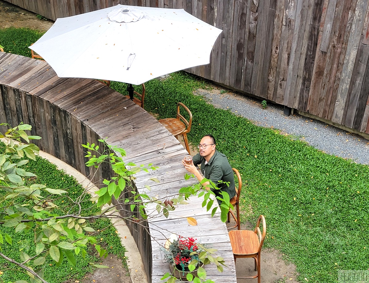 2026曼谷美食 曼谷咖啡廳推薦 THE WOOD LAND 森林系咖啡館 BTS On Nut站旁 泰國旅遊 @AJ的旅行地圖