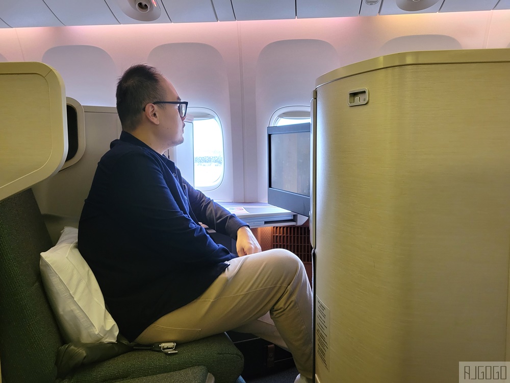 國泰航空商務艙 台北桃園-香港 A330商務艙飛機餐