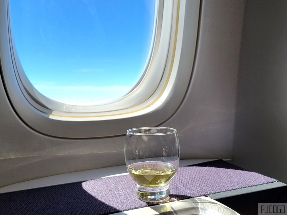 國泰航空商務艙 台北桃園-香港 A330商務艙飛機餐