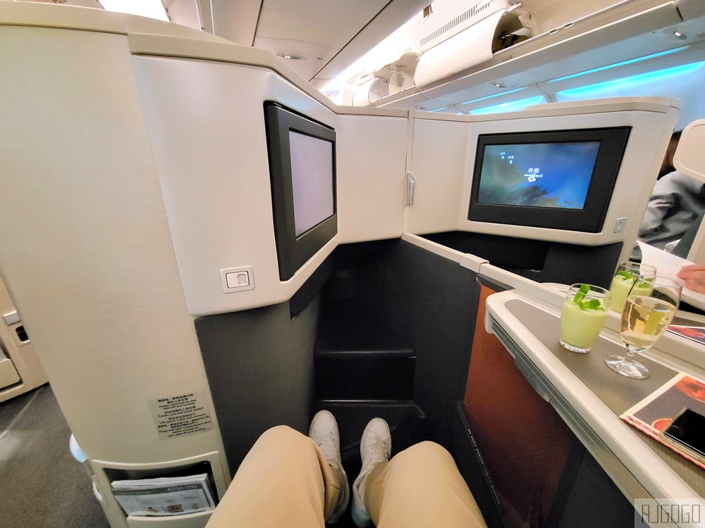 國泰航空評價 A330-300商務艙飛機餐 香港HKG-曼谷BKK 開箱CX617
