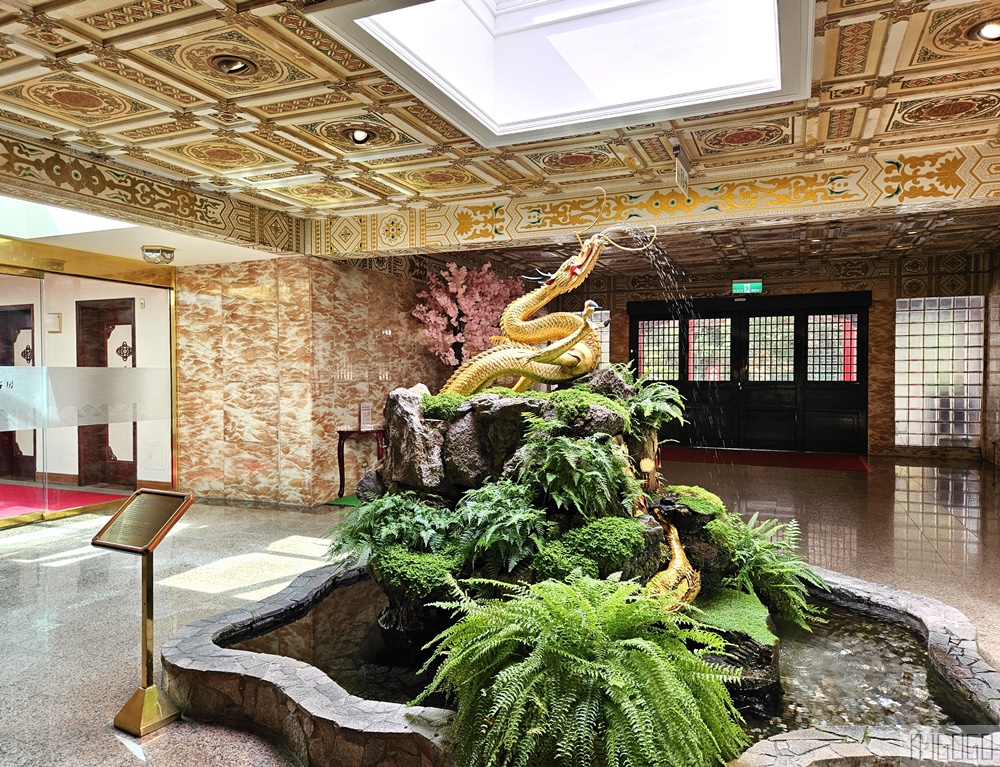 已歇業 台北美食 第一夫人咖啡 台北景觀咖啡廳 遠眺信義區天際線與松山機場