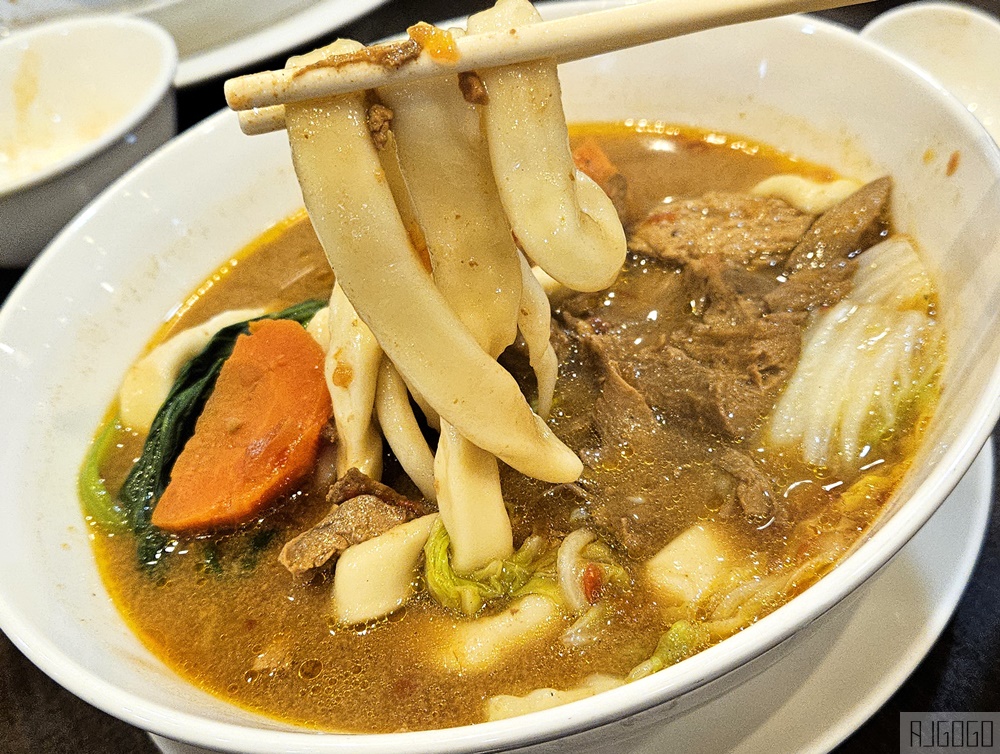 基隆美食 佛光山極樂寺滴水坊 基隆素食推薦 極樂麵 素食版牛肉麵