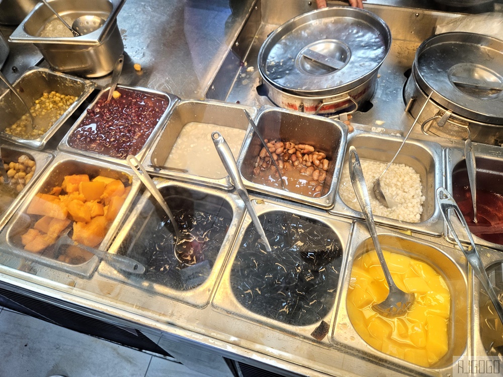 基隆美食 活力站蒟蒻屋 基隆冰店推薦 超大碗綜合剉冰好划算 還有炸雞排喔