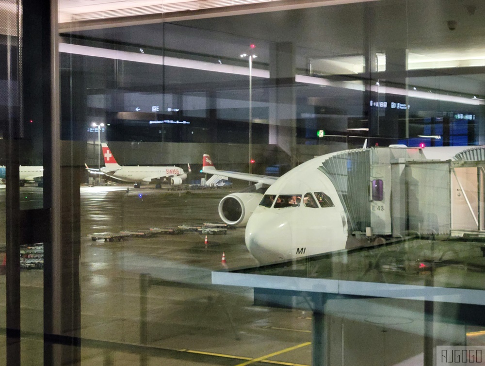 瑞士航空評價 香港HKG-蘇黎世ZRH 經濟艙飛機餐 開箱LX139 瑞士航空評價 香港HKG-蘇黎世ZRH 經濟艙飛機餐 開箱LX139