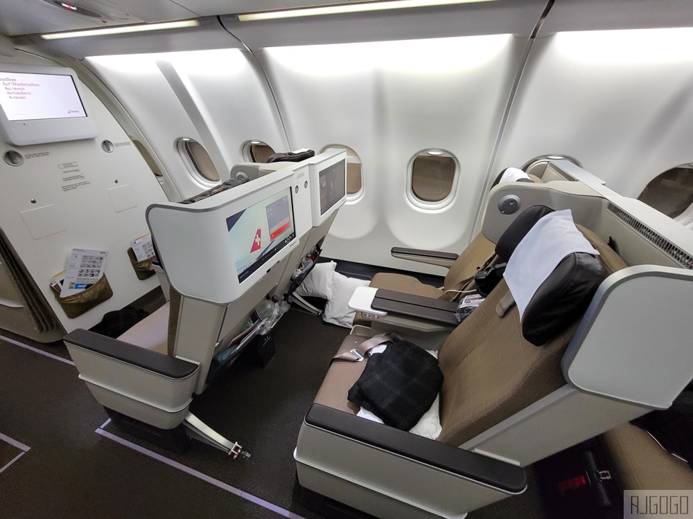 瑞士航空評價 香港HKG-蘇黎世ZRH 經濟艙飛機餐 開箱LX139