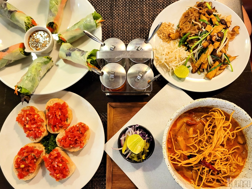 2026清邁自由行 Goodsouls Kitchen 清邁美食好吃素食 泰北咖哩麵、泰式炒河粉