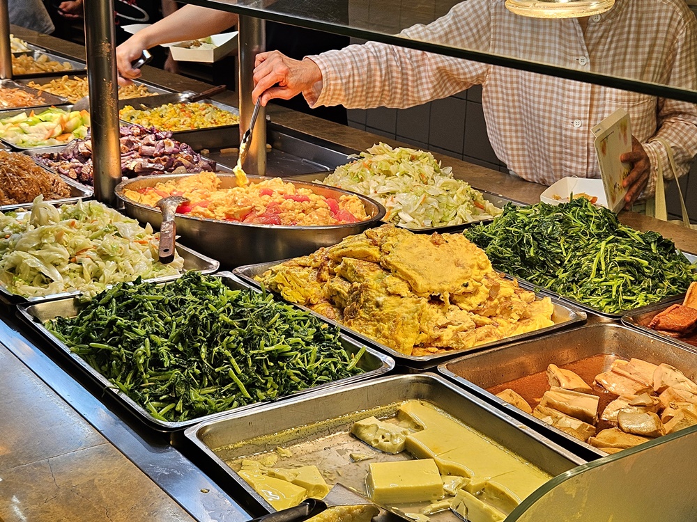 林口長庚紀念醫院美食街 醫學大樓B1 自助餐、飲料店、素食 林口長庚紀念醫院美食街 醫學大樓B1 自助餐、飲料店、素食