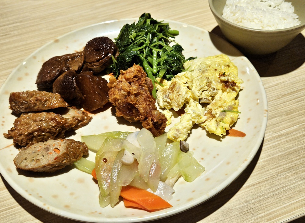 林口長庚紀念醫院美食街 醫學大樓B1 自助餐、飲料店、素食 林口長庚紀念醫院美食街 醫學大樓B1 自助餐、飲料店、素食