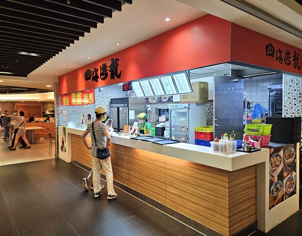 林口長庚紀念醫院美食街 醫學大樓B1 自助餐、飲料店、素食