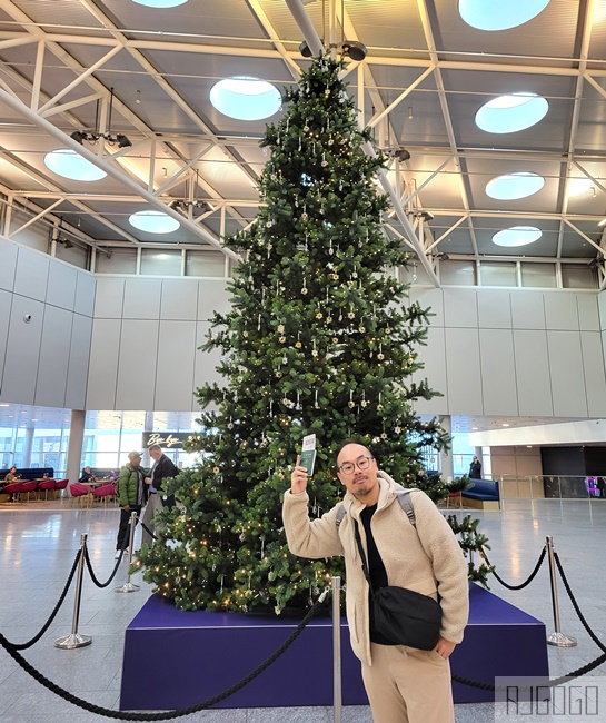 瑞士航空評價 蘇黎世ZRH-上海PVG 經濟艙飛機餐 A340全新改艙 開箱LX188