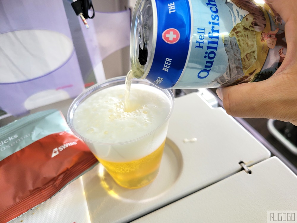 瑞士航空評價 蘇黎世ZRH-上海PVG 經濟艙飛機餐 A340全新改艙 開箱LX188