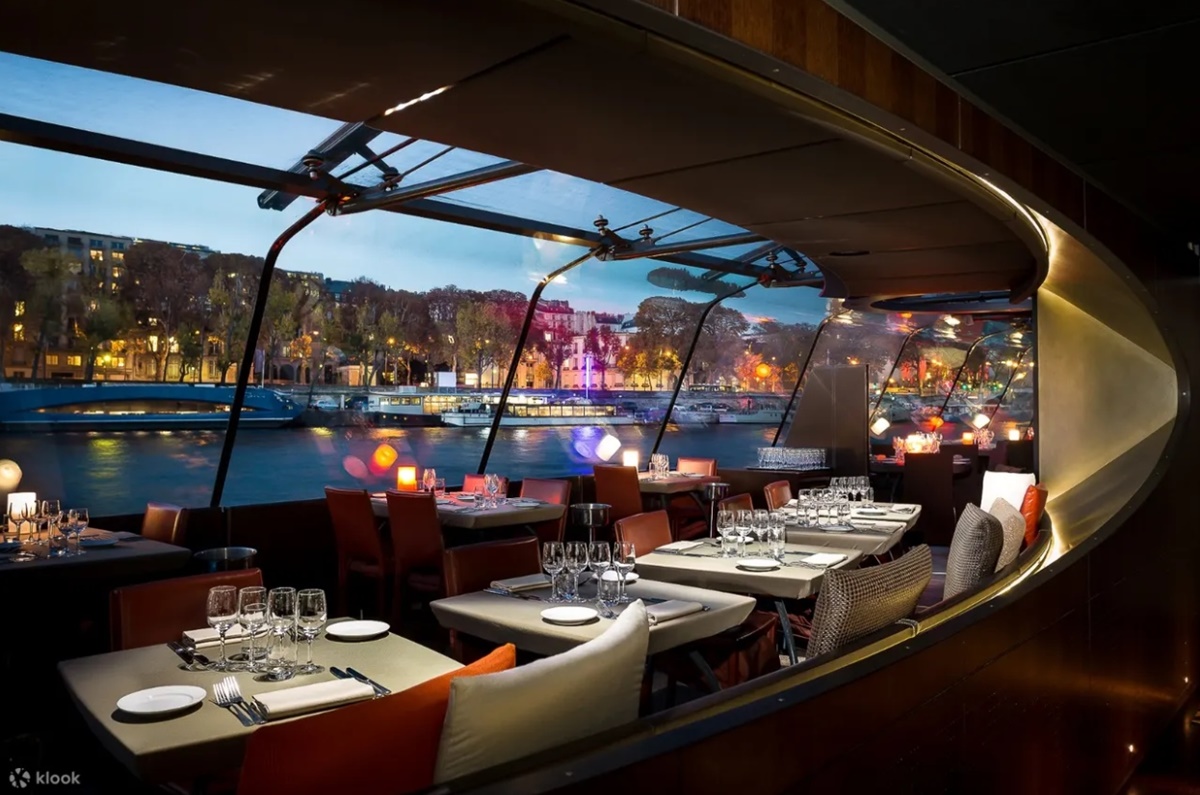 2026巴黎美食 巴黎塞納河遊船晚餐 Bateaux Parisiens 浪漫法式晚餐 巴黎自由行推薦 @AJ的旅行地圖