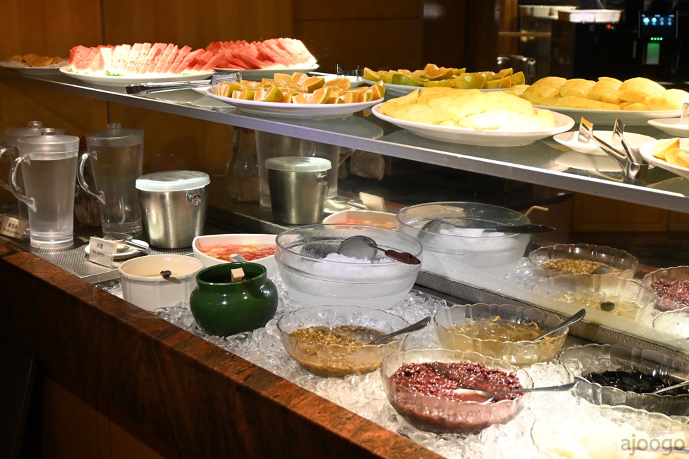 台北美食 兄弟大飯店薔薇廳 平日晚餐 平價台北吃到飽