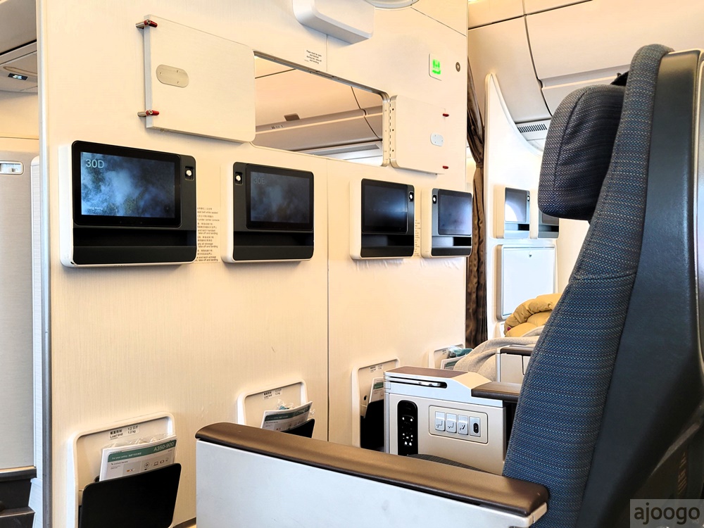 國泰航空 大阪KIX-香港HKG A350豪華經濟艙/特選經濟客艙 開箱CX503 國泰航空 大阪KIX-香港HKG A350豪華經濟艙/特選經濟客艙 開箱CX503