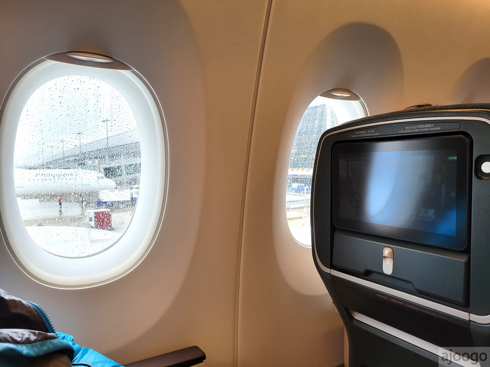 國泰航空 大阪KIX-香港HKG A350豪華經濟艙/特選經濟客艙 開箱CX503 國泰航空 大阪KIX-香港HKG A350豪華經濟艙/特選經濟客艙 開箱CX503