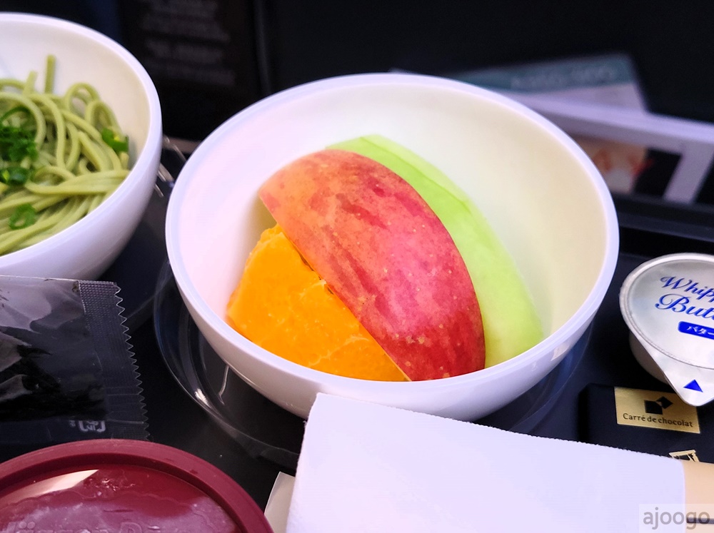 國泰航空 大阪KIX-香港HKG A350豪華經濟艙/特選經濟客艙 開箱CX503
