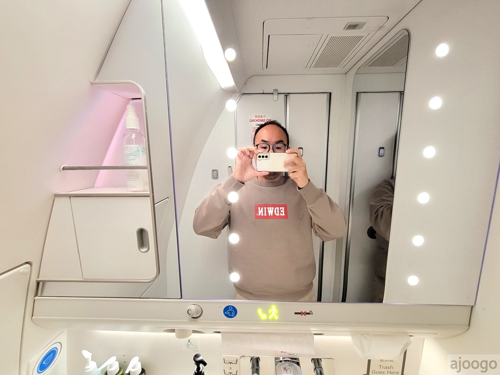 國泰航空 大阪KIX-香港HKG A350豪華經濟艙/特選經濟客艙 開箱CX503 國泰航空 大阪KIX-香港HKG A350豪華經濟艙/特選經濟客艙 開箱CX503