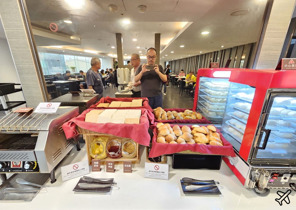 2026嘉義住宿 嘉義樂客商務旅館 便宜嘉義飯店 標準雙人房、早餐、停車場