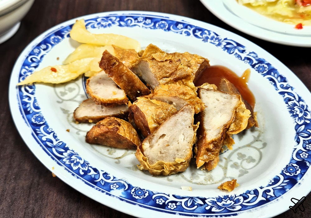 台中美食 好小子擔仔麵 菜單 熱炒與小吃店綜合體 煎豬肝、炒米粉好吃