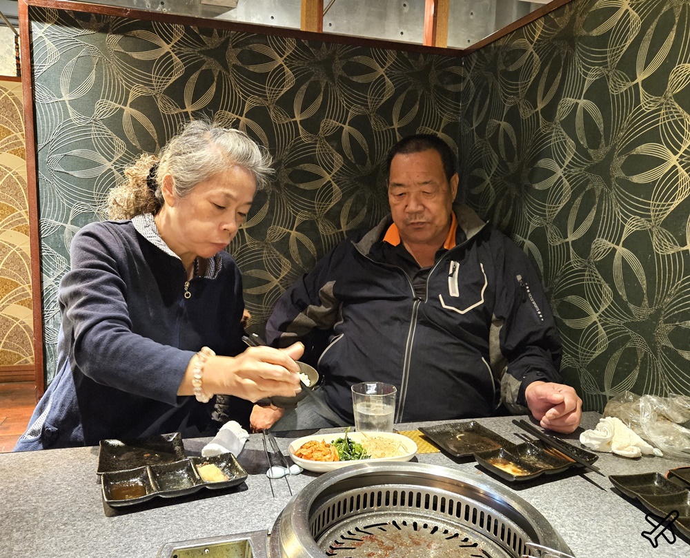 沖繩美食 琉苑 那霸國際通燒肉餐廳 石垣牛、和牛、阿古豬吃到飽 沖繩自由行推薦