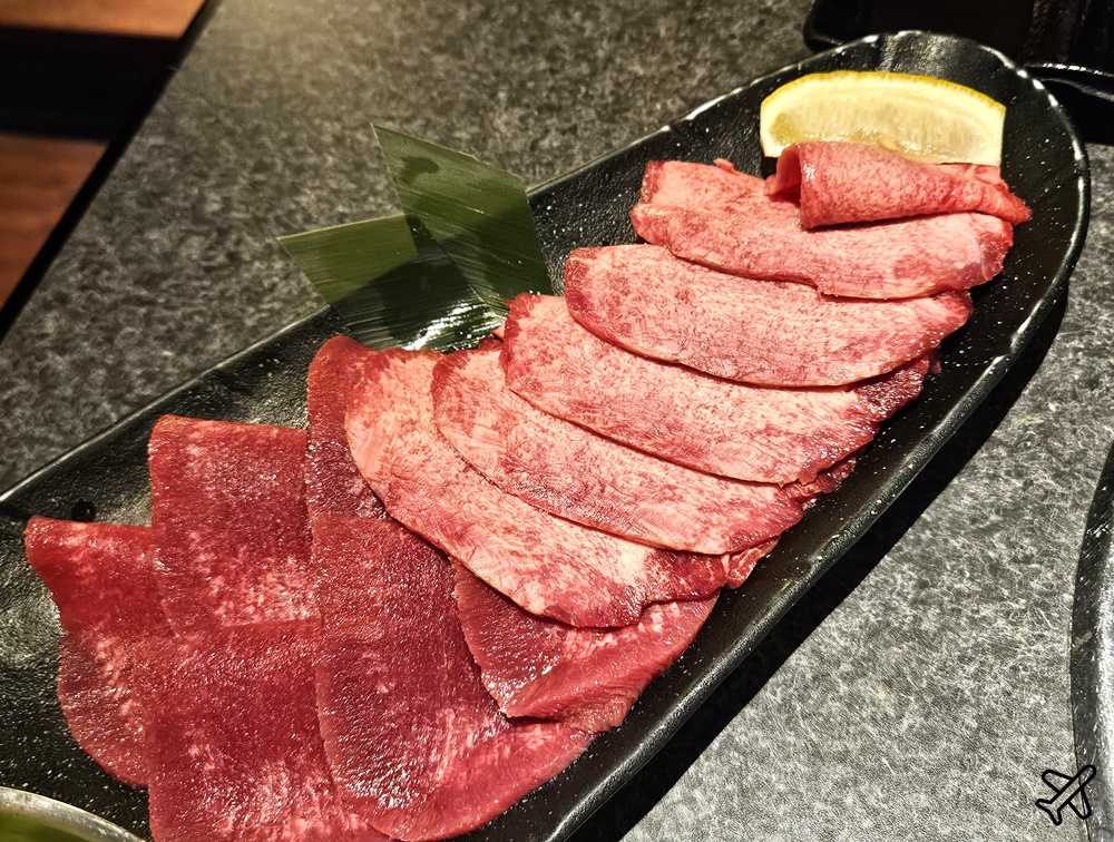 沖繩美食 琉苑 那霸國際通燒肉餐廳 石垣牛、和牛、阿古豬吃到飽 沖繩自由行推薦