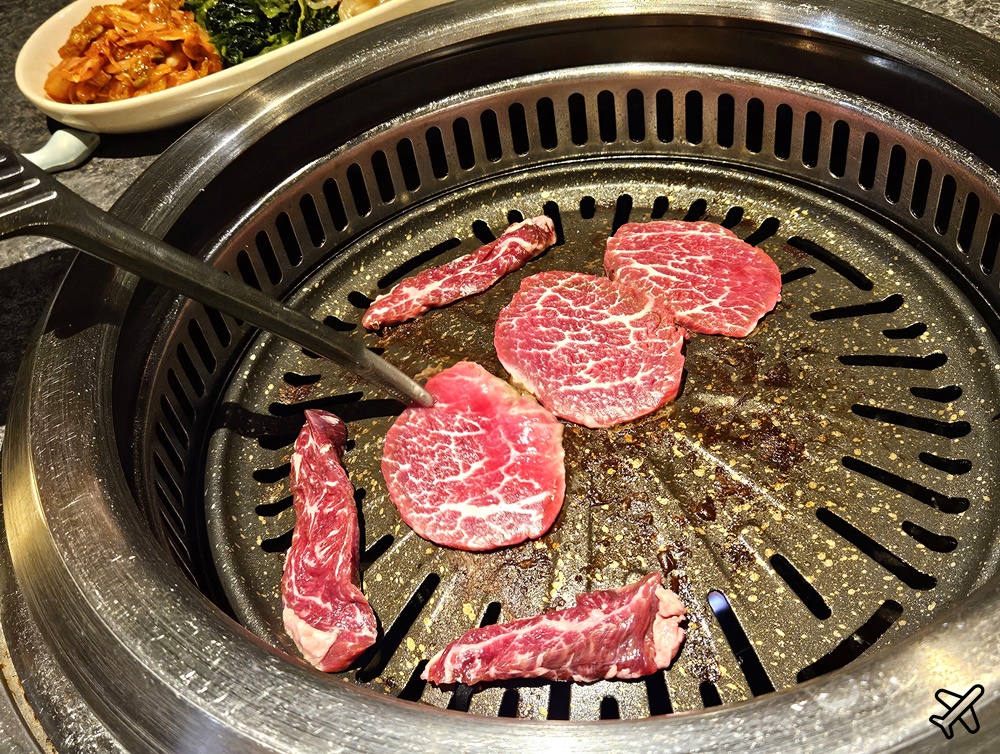 沖繩美食 琉苑 那霸國際通燒肉餐廳 石垣牛、和牛、阿古豬吃到飽 沖繩自由行推薦