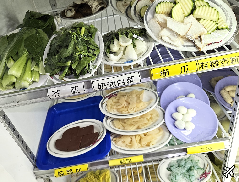東港美食 新發園汕頭火鍋 菜單 也可以點麻辣鍋