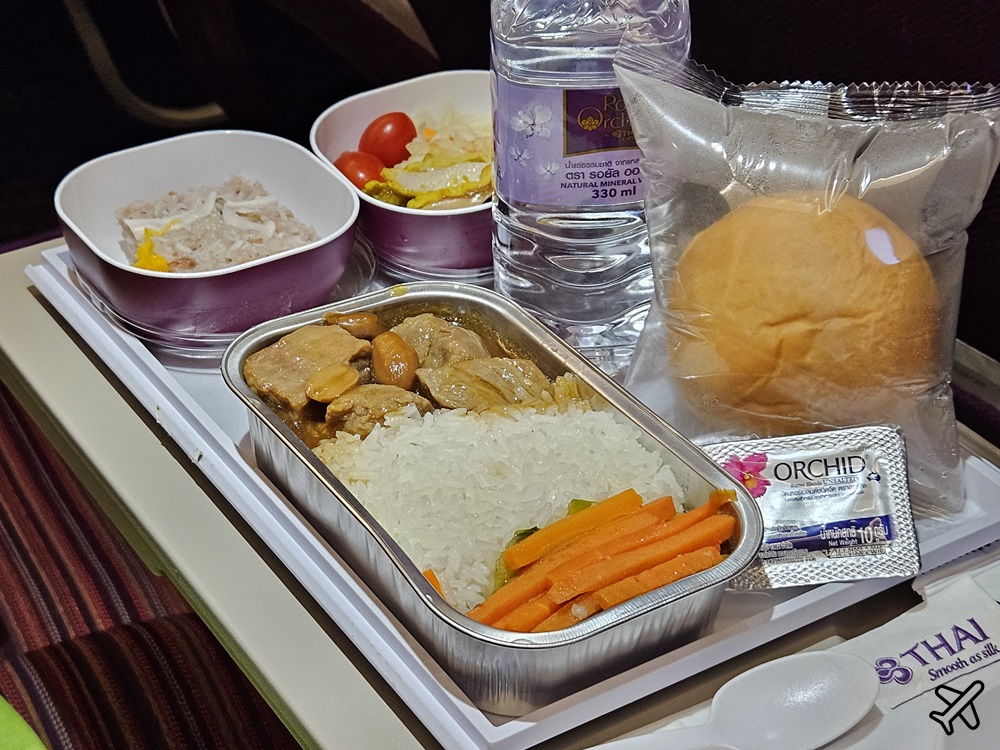 泰國航空 桃園TPE-曼谷BKK A320經濟艙飛機餐 開箱TG637、TG636