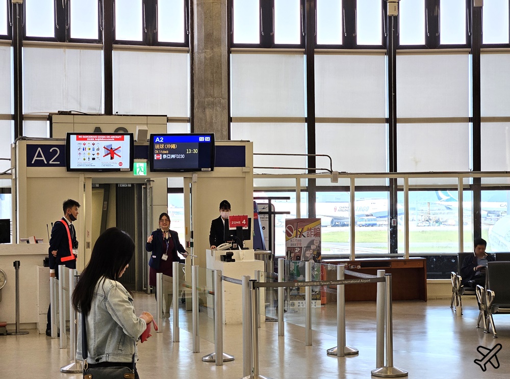 泰國亞洲航空評價 便宜沖繩機票 台北桃園TPE-沖繩OKA 開箱FD230、FD231 沖繩自由行從飛行開始