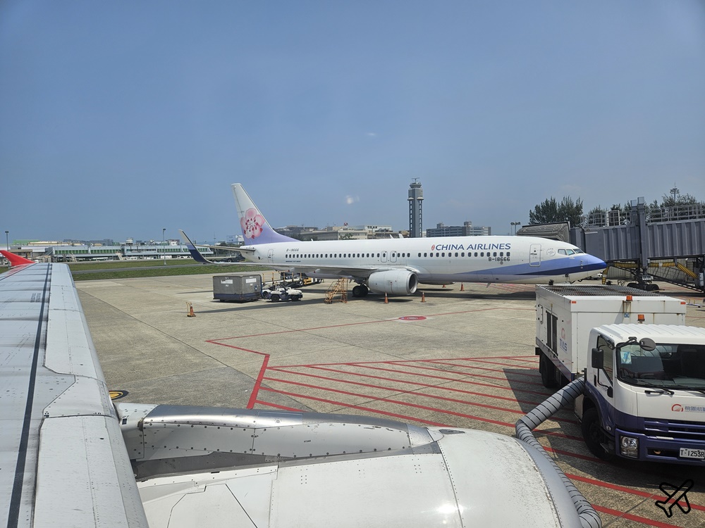 泰國亞洲航空評價 便宜沖繩機票 台北桃園TPE-沖繩OKA 開箱FD230、FD231 沖繩自由行從飛行開始