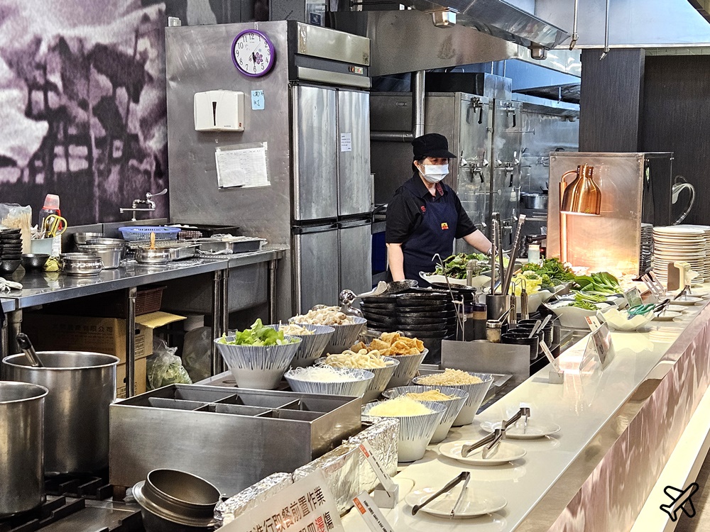 2026台南美食 活佛素食餐廳 台南素食吃到飽 素食版的饗食天堂 平日晚餐