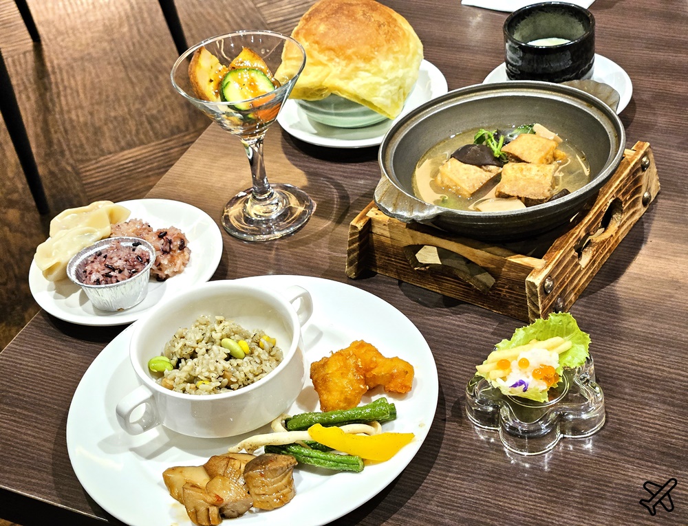 2026台南美食 活佛素食餐廳 台南素食吃到飽 素食版的饗食天堂 平日晚餐