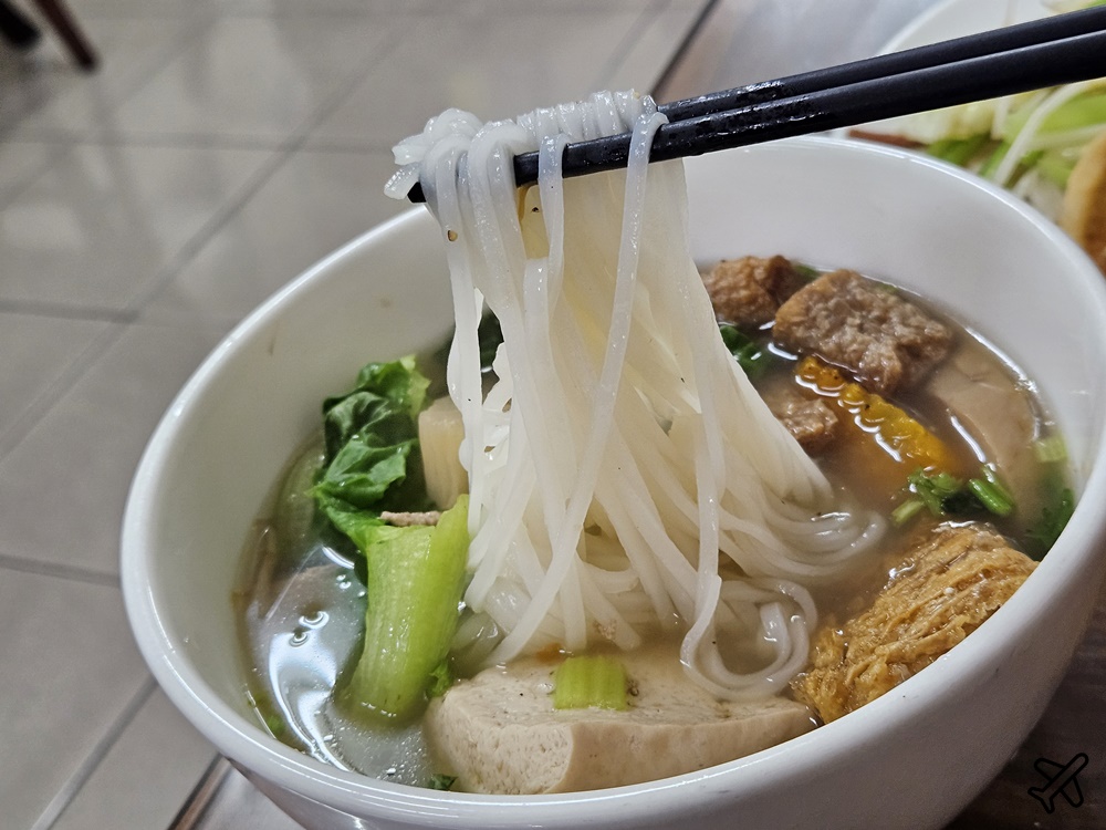 埔里美食 阿深越南素食料理 越南法國麵包、生春捲好吃 南投美食推薦