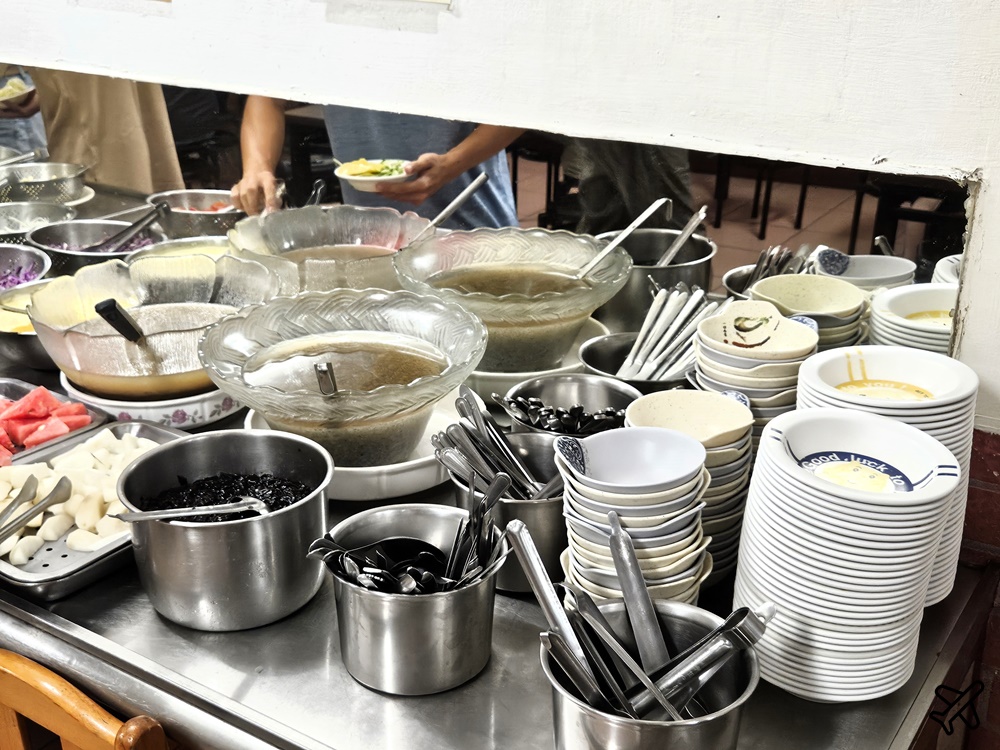 台南美食 豬排專賣店 超大漢堡 成大學生最愛