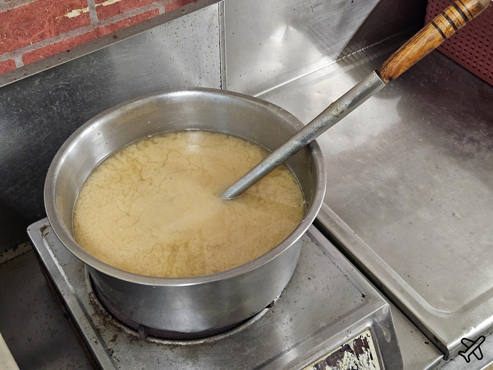 台南美食 豬排專賣店 超大漢堡 成大學生最愛