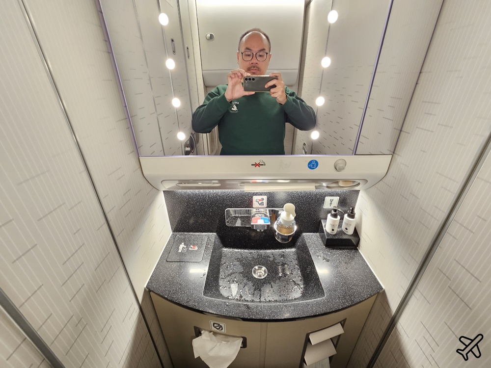 星宇航空評價 東京成田NRT-台北桃園TPE 星宇航空A350經濟艙飛機餐 開箱JX803