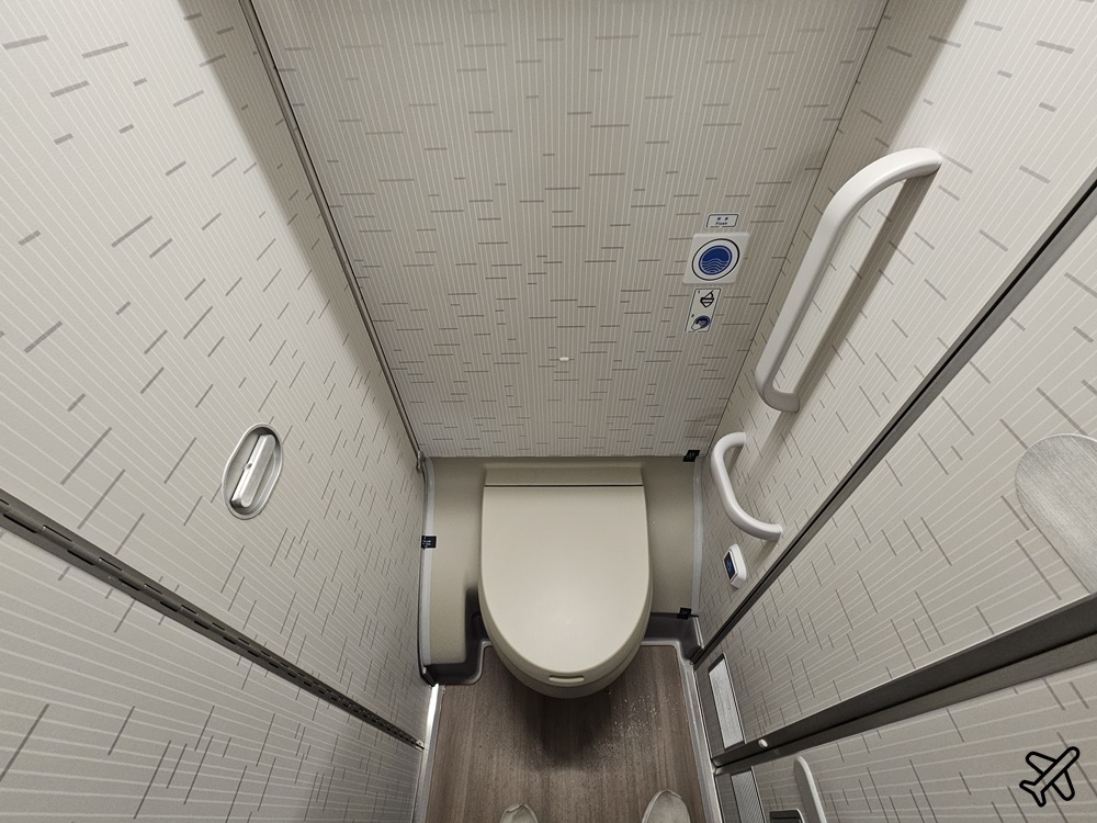 星宇航空評價 東京成田NRT-台北桃園TPE 星宇航空A350經濟艙飛機餐 開箱JX803