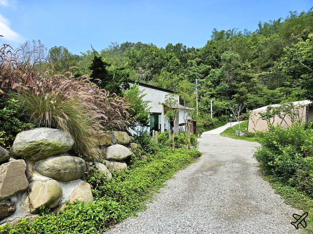 2026南投住宿 葉子祕境 住進森林系Villa 豪華露營 埔里住宿推薦祕境