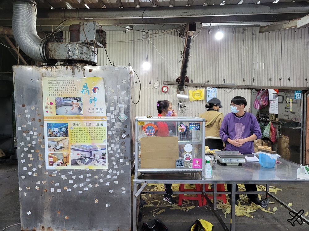 萬里美食 知味鄉玉米 基金公路的石頭玉米專門店