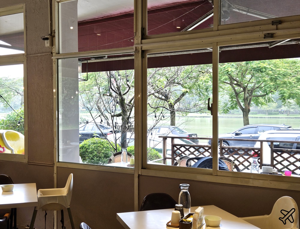 台北美食 象園咖啡內湖店 湖景餐廳 早午餐推薦 有免費停車場
