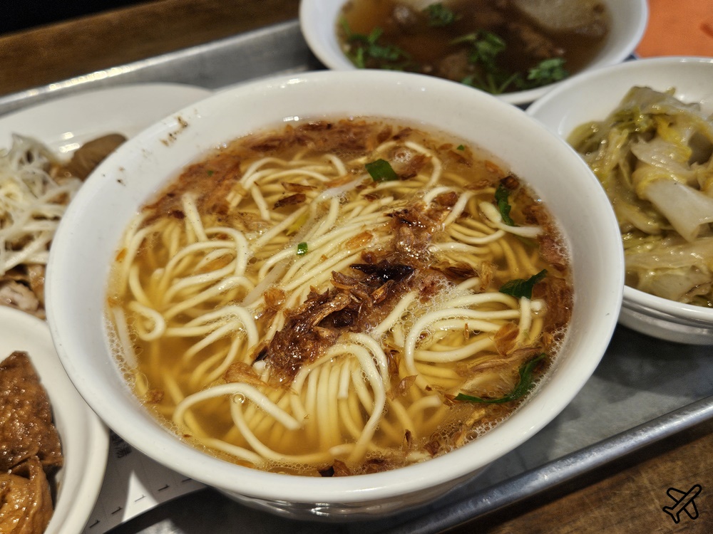台北美食 北北車滷肉飯 台味排骨酥湯、滷肉便當 台北車站餐廳推薦