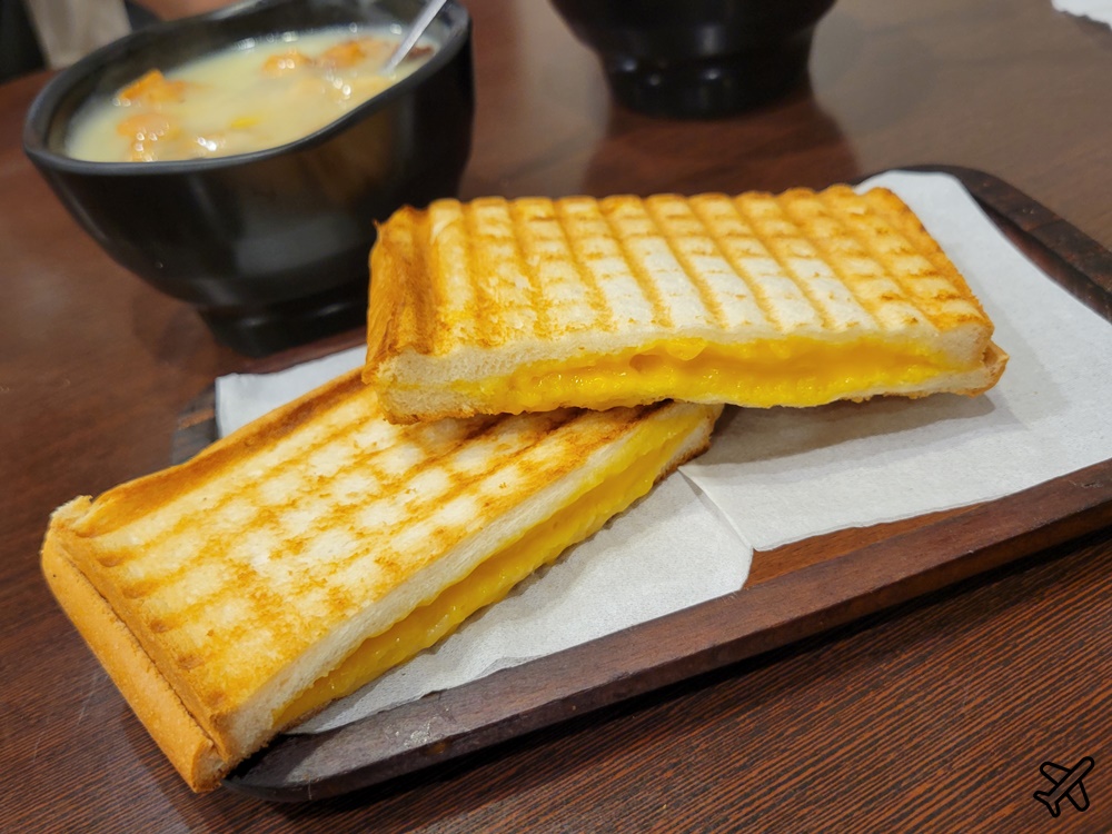 高雄美食 塩蔥炭燒牛排 高雄平價牛排推薦 高雄吉林夜市美食