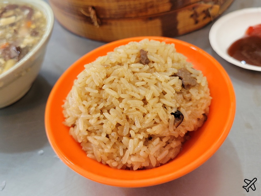 台北美食 社中街小籠包、油飯 士林美食 巷弄裡的小吃店