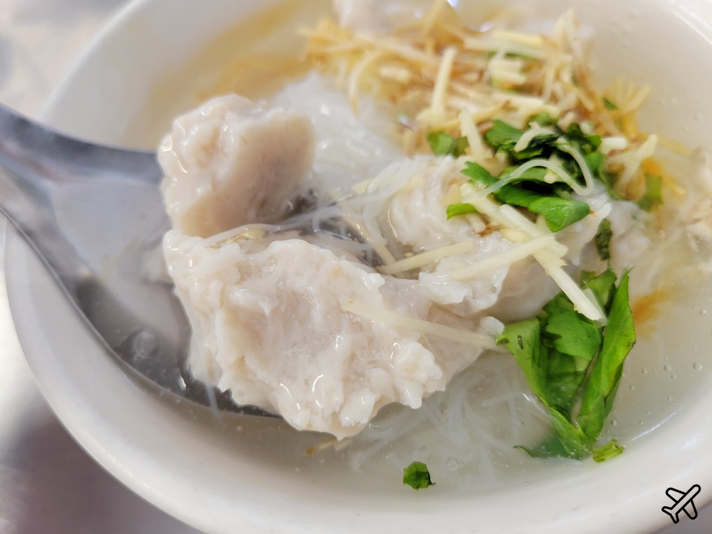台南美食 阿鳳浮水虱目魚羹 好甜的羹湯 台南美食推薦