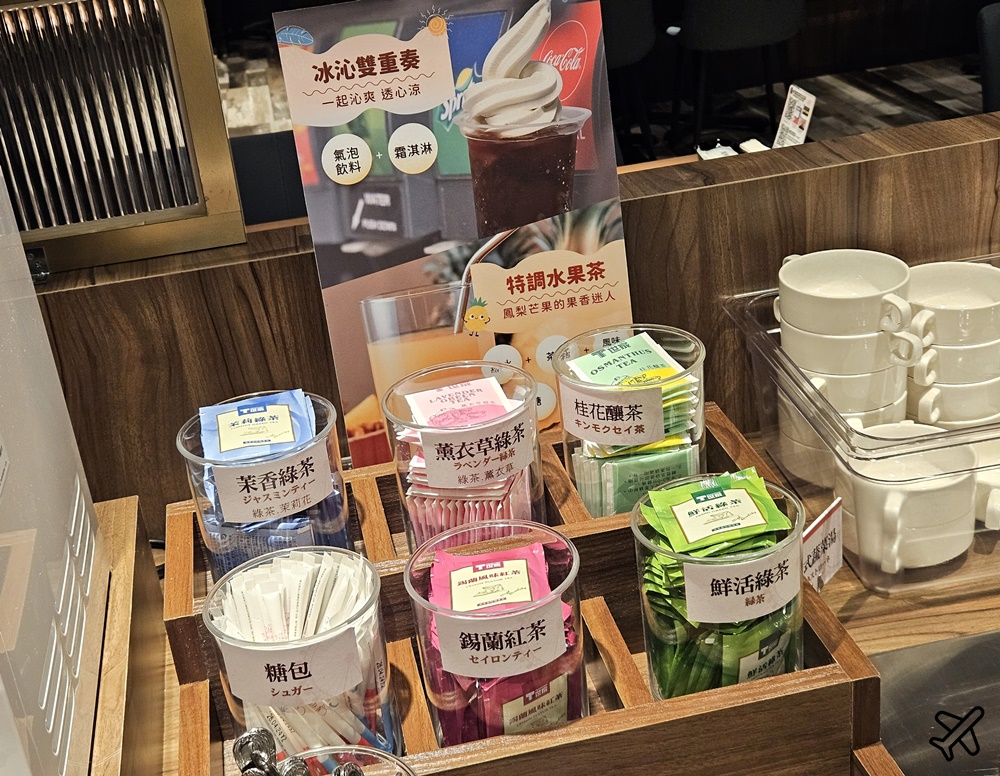 桃園美食 橫濱牛排桃園統領廣場店 咖哩飯、牛丼、生菜沙拉 自助吧吃到飽